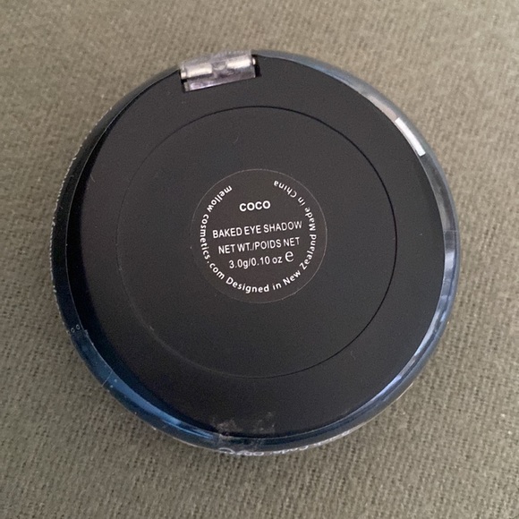 7 unopened shadows, blushes, bronzers, plus 3 brushes! - Picture 8 of 11